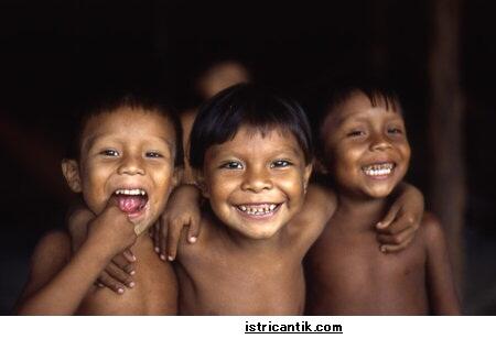10 FAKTA &gt;&gt;&#91;maaf&#93;&gt;&gt; KENTUT 
