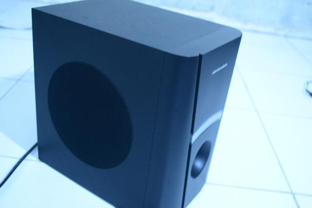 Speaker Subwoofer SIMBADDA CST 7100N.