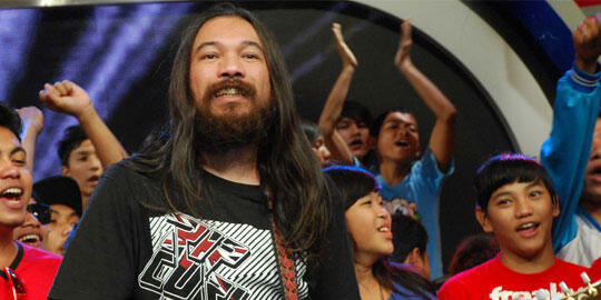 10 DEWA GITAR INDONESIA