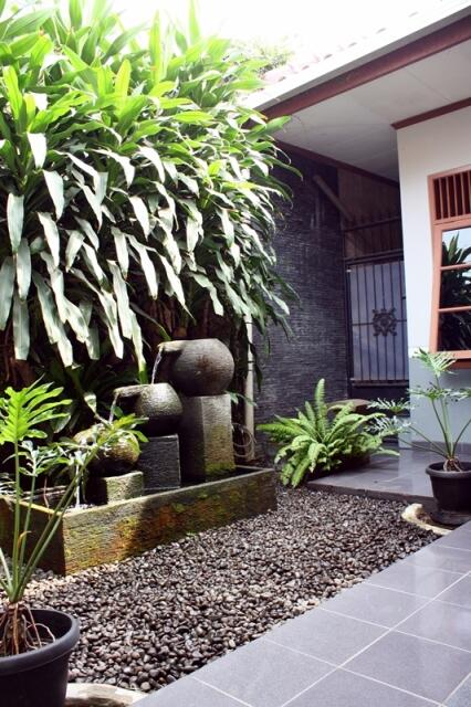 Rumah JATIBENING 350/800 PERBATASAN JAKARTA. Cocok USAHA & Nyaman HUNIAN