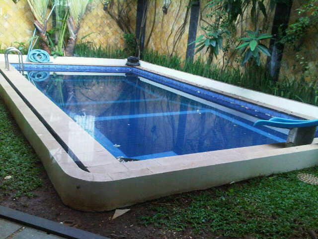 RUMAH KEMANG TIMUR