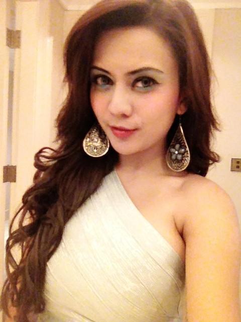 anggita sari UWOWWW 