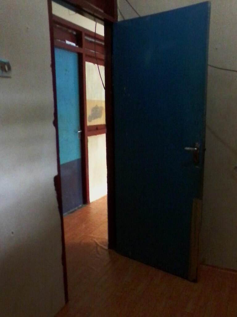 di kontrakan atau sewa rumah mungil sangat strategis