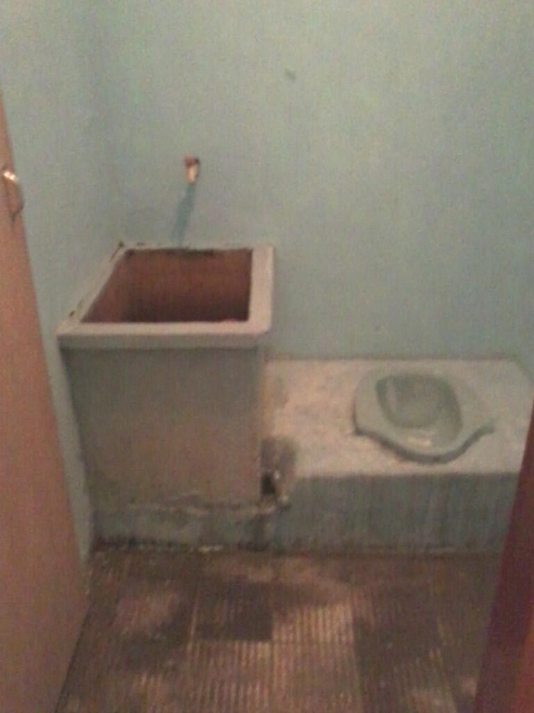 di kontrakan atau sewa rumah mungil sangat strategis