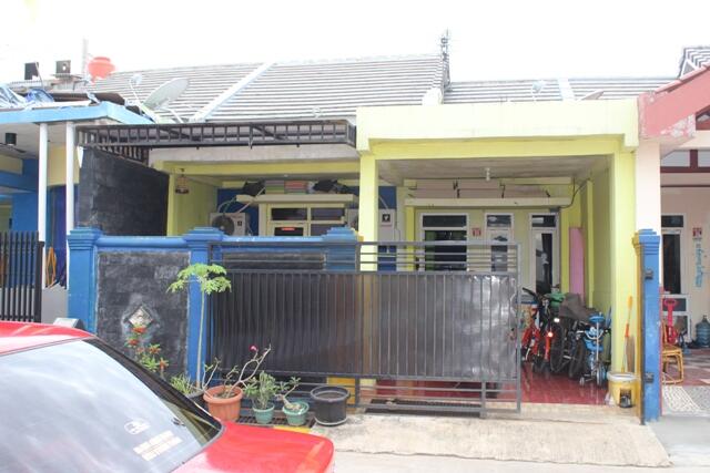 Rumah Minimalis di dalam Cluster