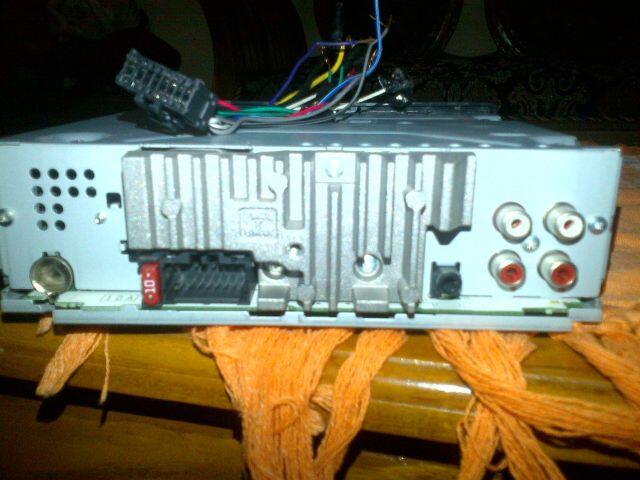 Tape pioneer DEH-2450UB
