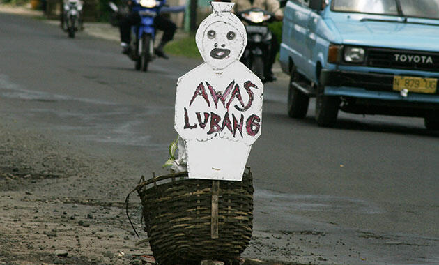 Bedanya pembuatan jalan di Indonesia dengan di Belanda