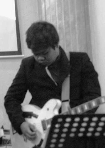 Post a Pic of You Playing Your Musical Instrument! 