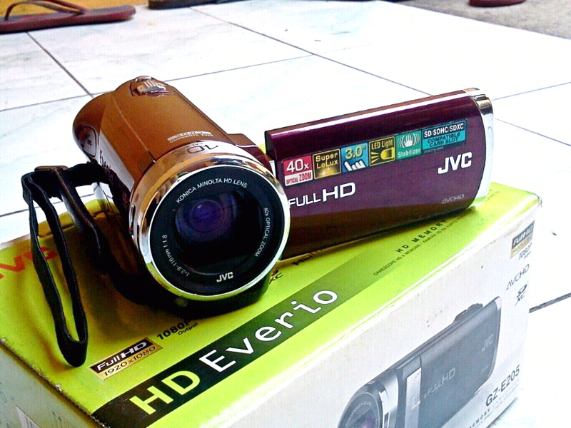 WTS HANDYCAM JVC EVERIO GZ E205