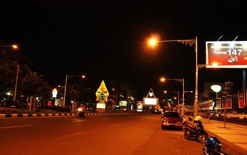 Tempat ngabuburit populer di beberapa kota di Indonesia