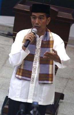 Jokowi sholat Tarawih Pertama di Pasar Rumput