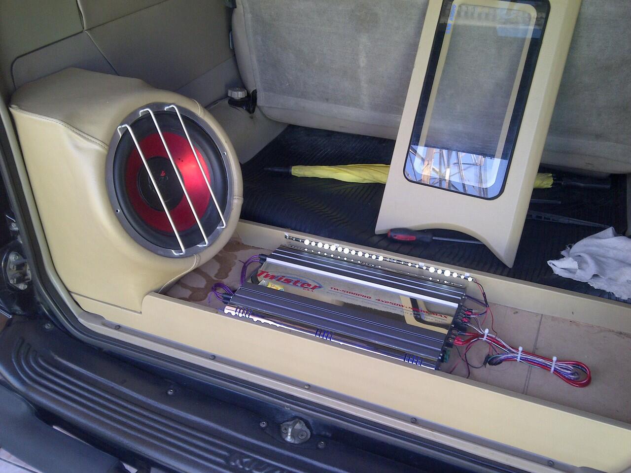 jual 2nd car audio sepaket for kijang kapsul/PNP
