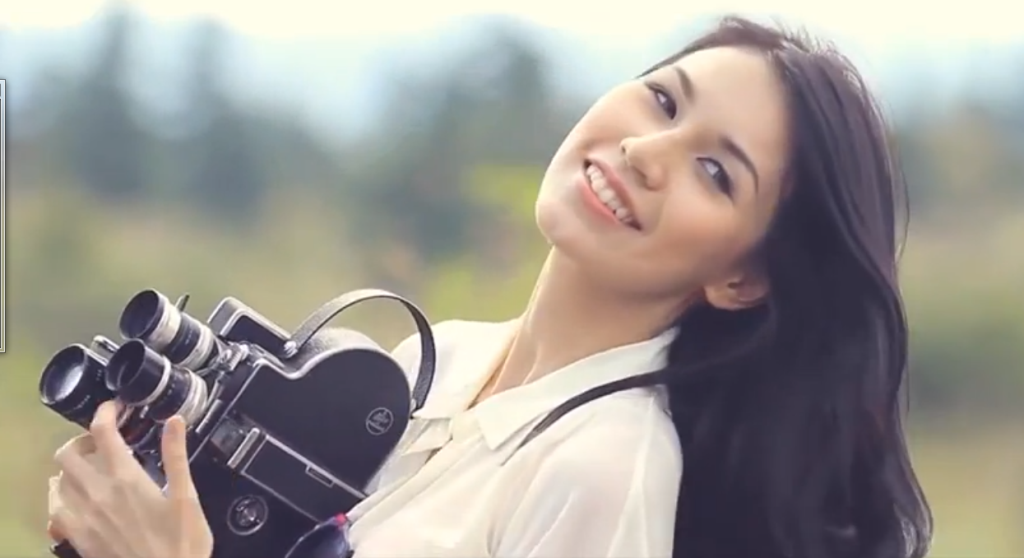 SAPA GAN NAMA MODEL VIDEOKLIP ADERA LEBIH INDAH?? CANTIK BEUD GAN!!!