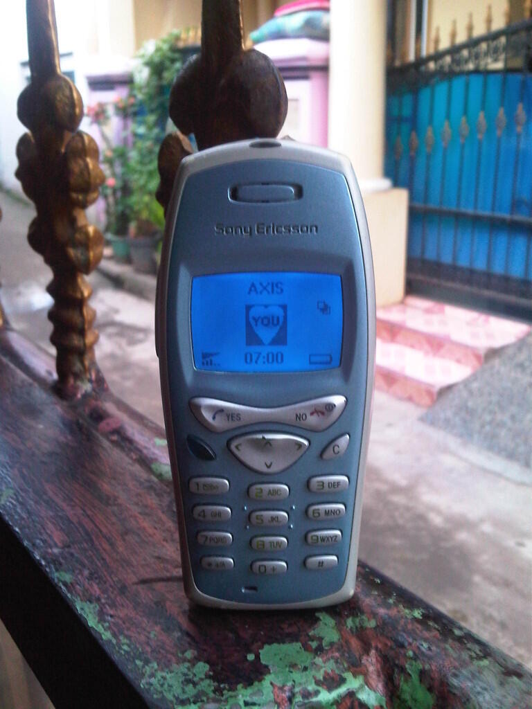 ERICSSON T200