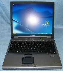 TOSHIBA TECRA RAM 1GB HHD 80GB BODY90% HARGA Rp. 1.5 JT (NET AJA GAN)