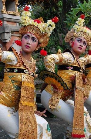 6 Tarian Tradisional Paling Favorit Sedunia