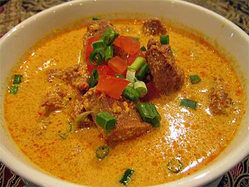 Ente sedang di Jogja? Doyan Gulai Kambing? Ada yang gratis nih......