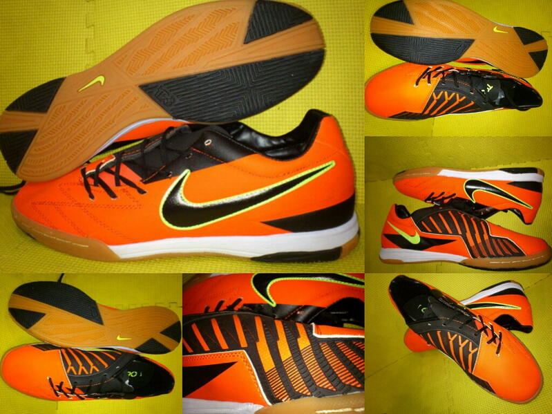 Cari sEpAtU nIkE BoLA fUTsAL MAGISTA MERCURIAL X