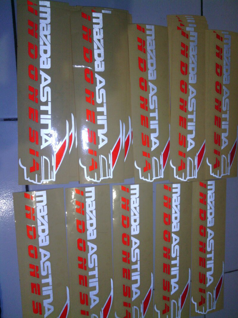 Terjual CUTTING  STICKER  Gambar Foto Logo Huruf  