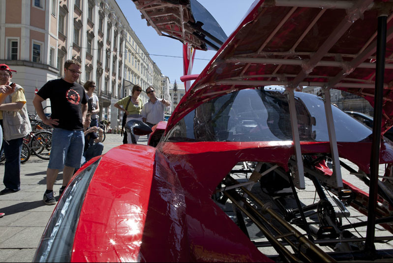 Supercar Ferrari dan Porsche Versi menggunakan rangka Pipa Paralon PVC