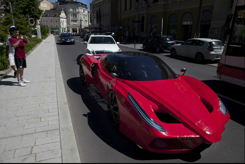 Supercar Ferrari dan Porsche Versi menggunakan rangka Pipa Paralon PVC