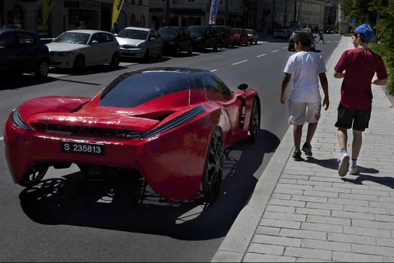 Supercar Ferrari dan Porsche Versi menggunakan rangka Pipa Paralon PVC