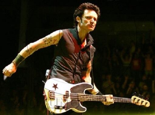 10 Fakta Tentang Green Day dan Para Personilnya