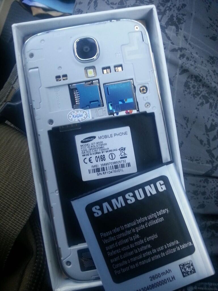 &#91;Waspada&#93; Ciri-ciri Samsung S4 palsu - mereka beredar dimana-mana