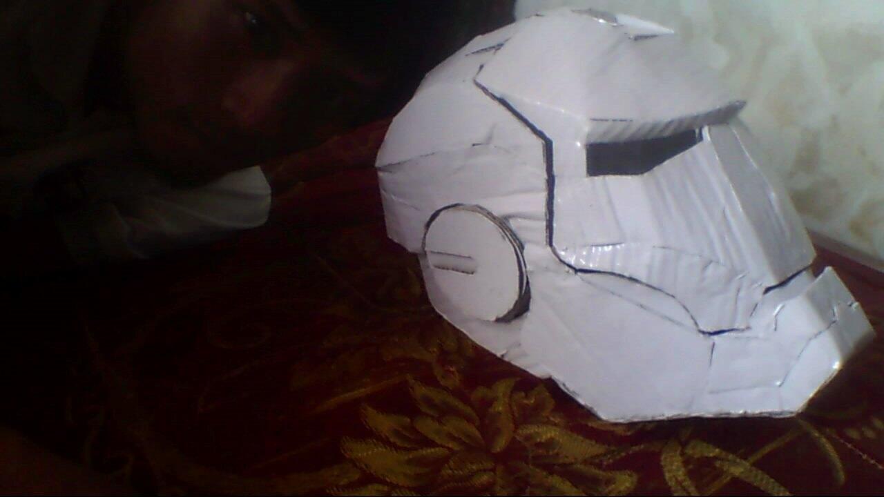 Membuat IRON MAN Helmet dengan Kertas