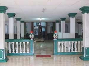 Masjid Berperahu di tengah kota jakarta