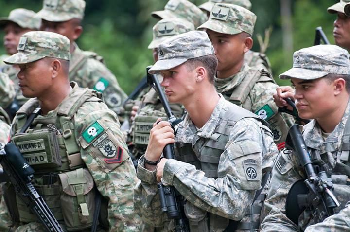Tentara amrik latihan Jungle Survival di indonesia (pic)