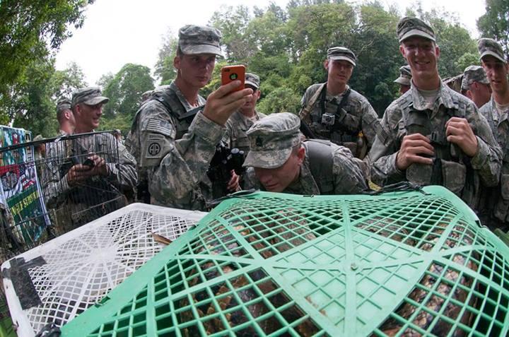 Tentara amrik latihan Jungle Survival di indonesia (pic)