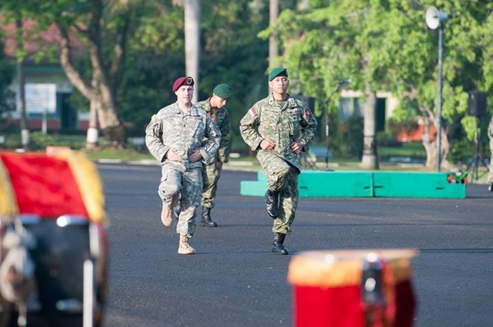 ketika tentara amrik main ke indonesia (pic)