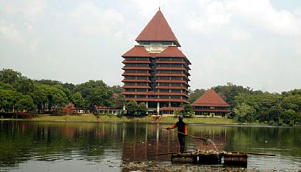 Gedung C Fakultas Psikologi UI Runtuh