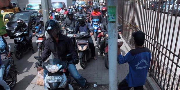 Fenomena Jalan Raya di Jakarta: