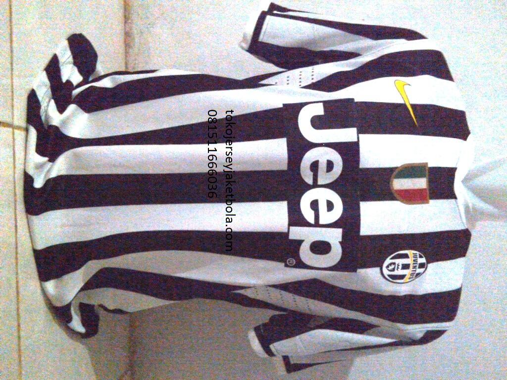 Terjual JERSEY BAJU  BOLA  JUVENTUS  HOME AWAY 2013 2014 KASKUS