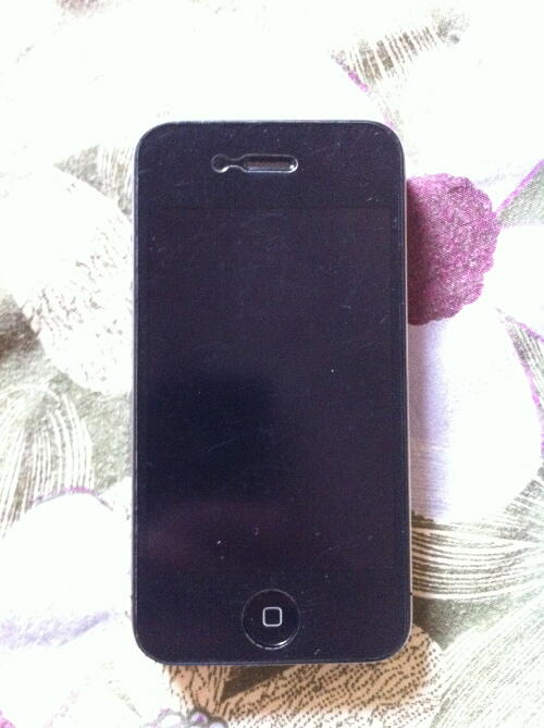 Jual iPhone 4 black 16gb second mulus