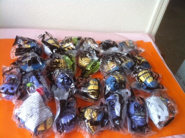 == WTS MINION HAPPY MEAL McD USA Version LIMITED !! ==
