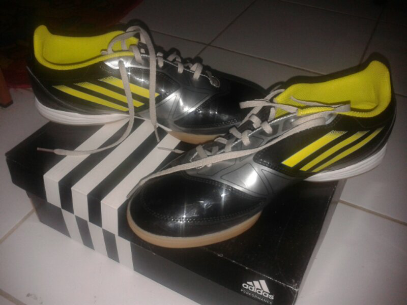 LELANG ADIDAS F10 IN FREE ONGKIR