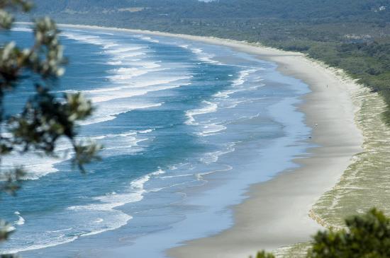 Bukit Peninsula Salah Satu Lokasi Surfing Terbaik Dunia 