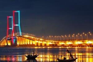 Jembatan Suramadu