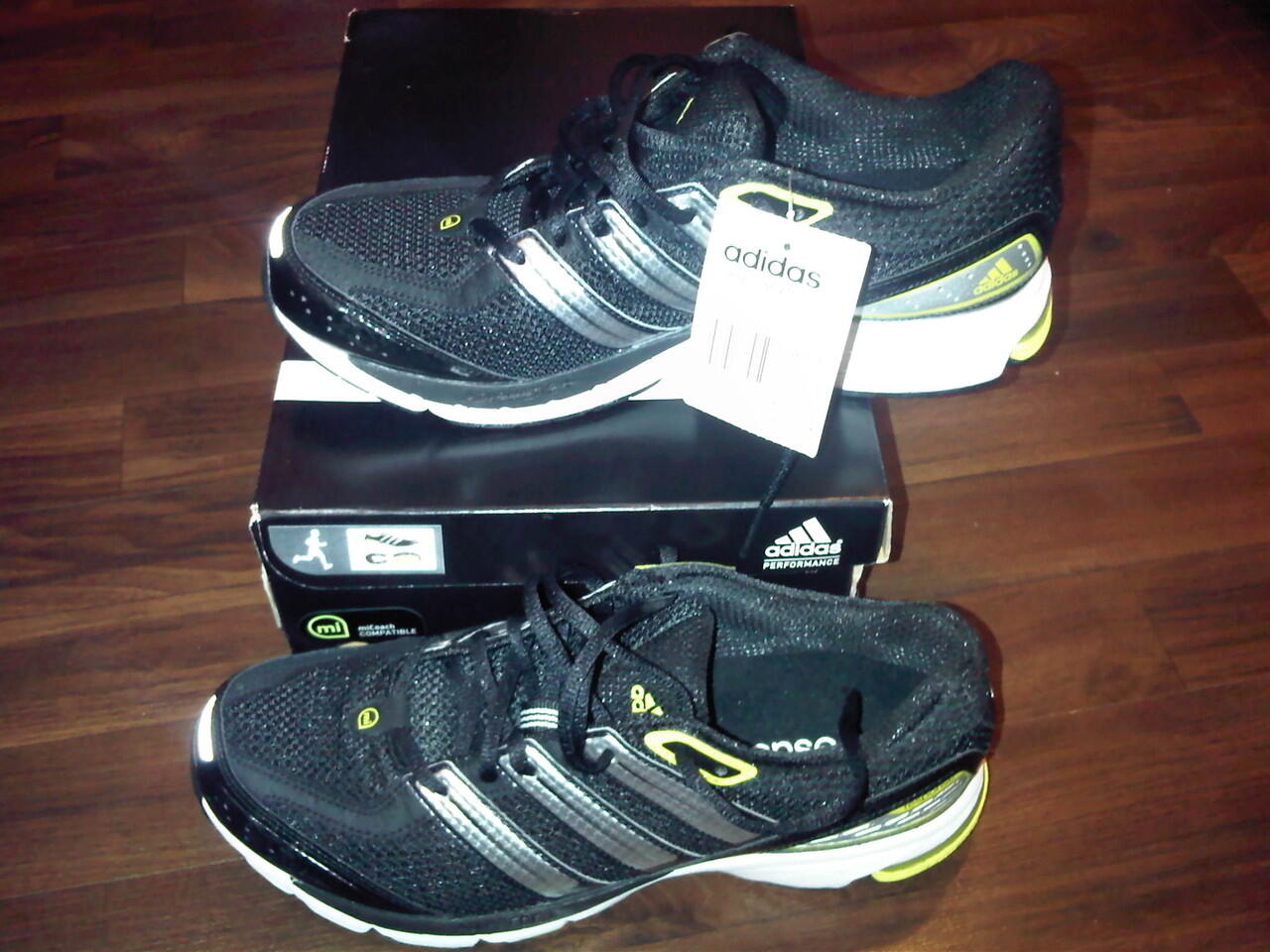 WTS Adidas Running Shoes Men's ... >BNWT<