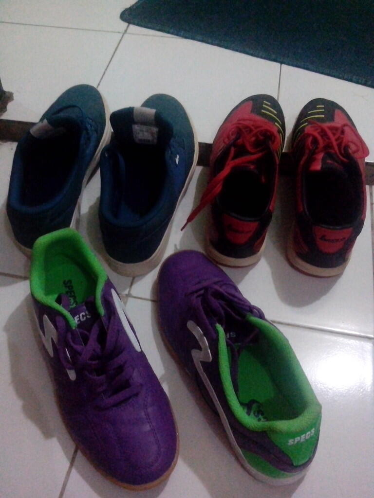 Sepatu futsal nike dan league no.43 dan sepatu sneaker league no.44 Murah.