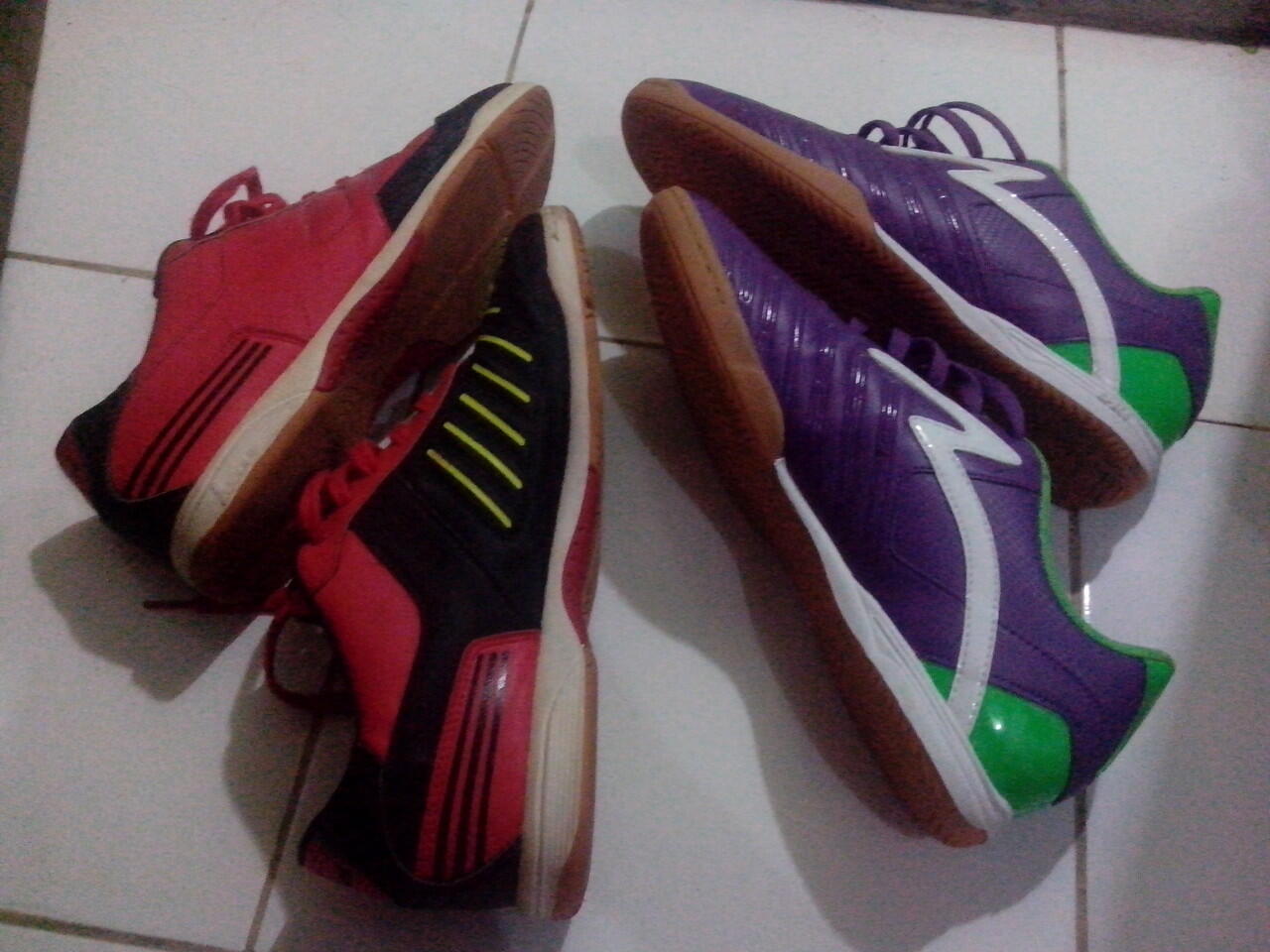Sepatu futsal nike dan league no.43 dan sepatu sneaker league no.44 Murah.