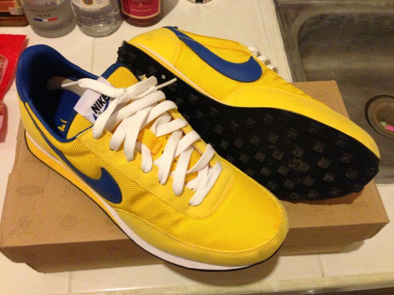 FS : NIKE ELITE size 8