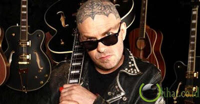 5 Musisi Rock yang Membuat Tato di Kepala