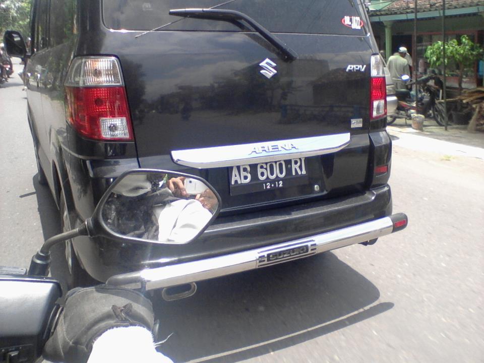 .......nomer plat mobil yg bikin bulu kudu berdiri......