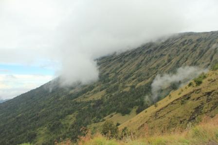 &#91;Lombok Island&#93; Gn. Rinjani 3726 Mdpl to Gili Trawangan 0 Mdpl