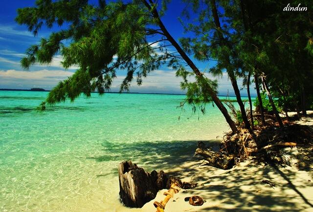 Foto-Foto Menakjubkan Wisata Pantai Paling Eksotis di Indonesia