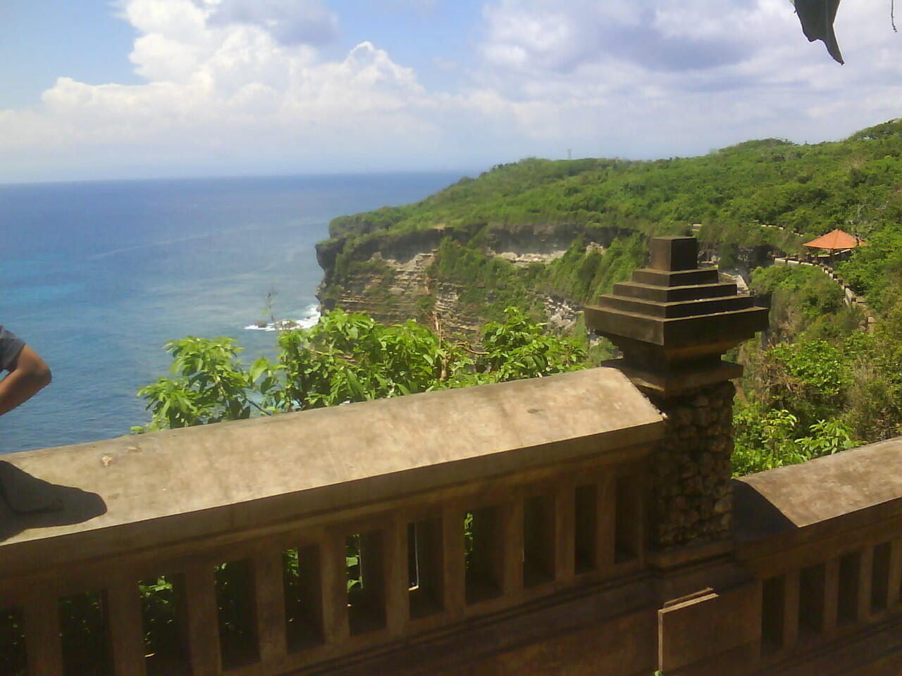 pulau BALI ternyata indah banget gan.